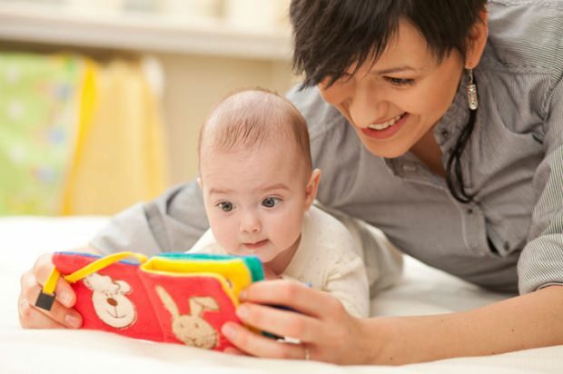 Apa rekomendasi buku pendidikan untuk bayi? Buku audio dan video