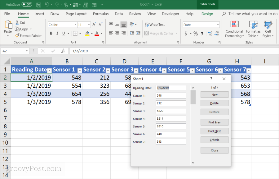 formulir entri data di Excel