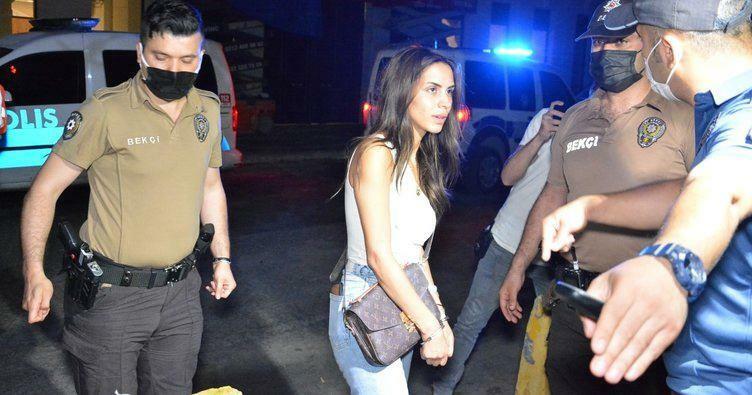 Ayşegül nar ditahan oleh Polisi Operasi Khusus