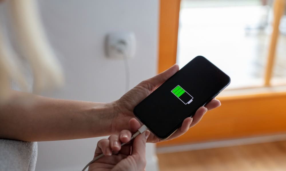 Cara Mengelola Pengisian Energi Bersih di iPhone