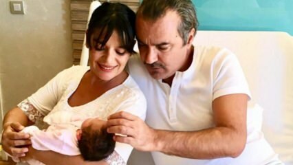 Aktris terkenal Ececan Gümeci menjadi seorang ibu