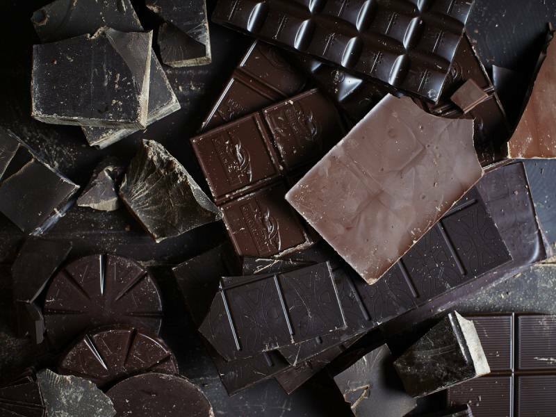 Meningkatkan hormon endorfin: Apa manfaat cokelat hitam? Konsumsi cokelat hitam ...