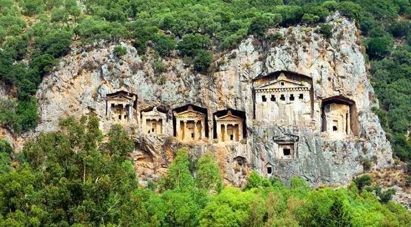 Makam Raja Dalyan