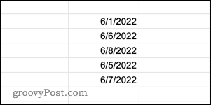 Menetapkan nilai tanggal yang valid di Google Spreadsheet