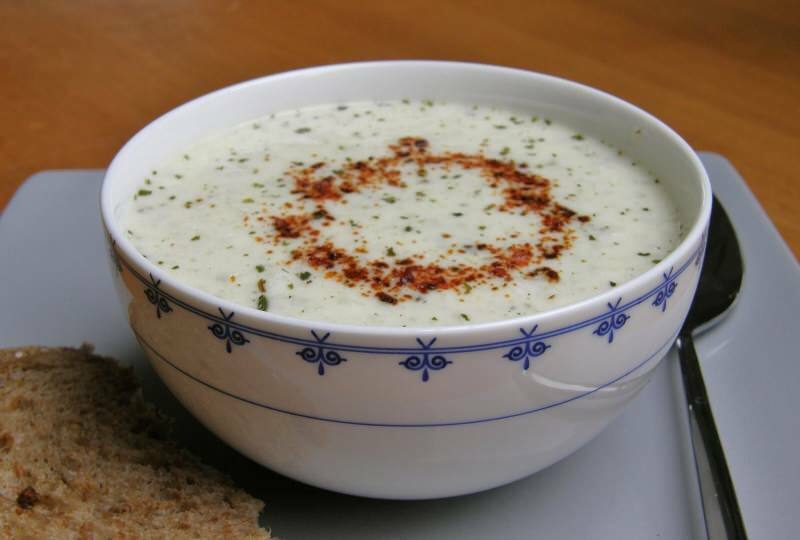 Bagaimana cara membuat sup pecah belah? Resep sup membelah termudah