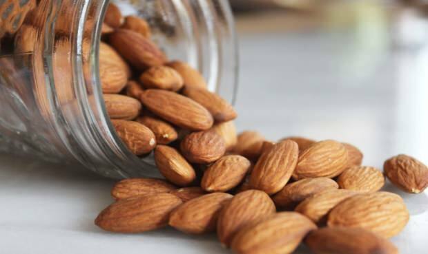 Apa manfaat almond? Untuk apa penyakit almond bagus? Bagaimana seharusnya almond mentah dikonsumsi?