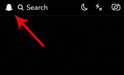 Ketuk ikon hantu di kiri atas layar kamera Snapchat.