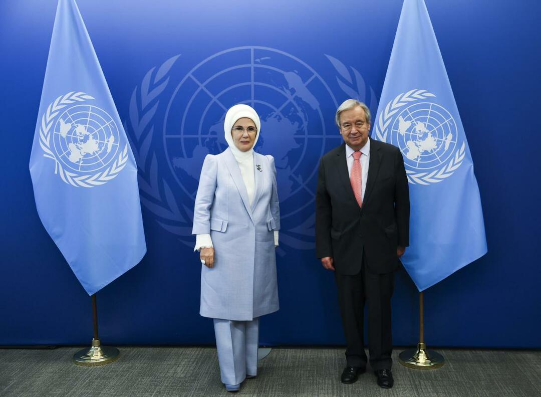 Sekretaris Jenderal PBB dan Emine Erdoğan menandatangani pernyataan niat baik