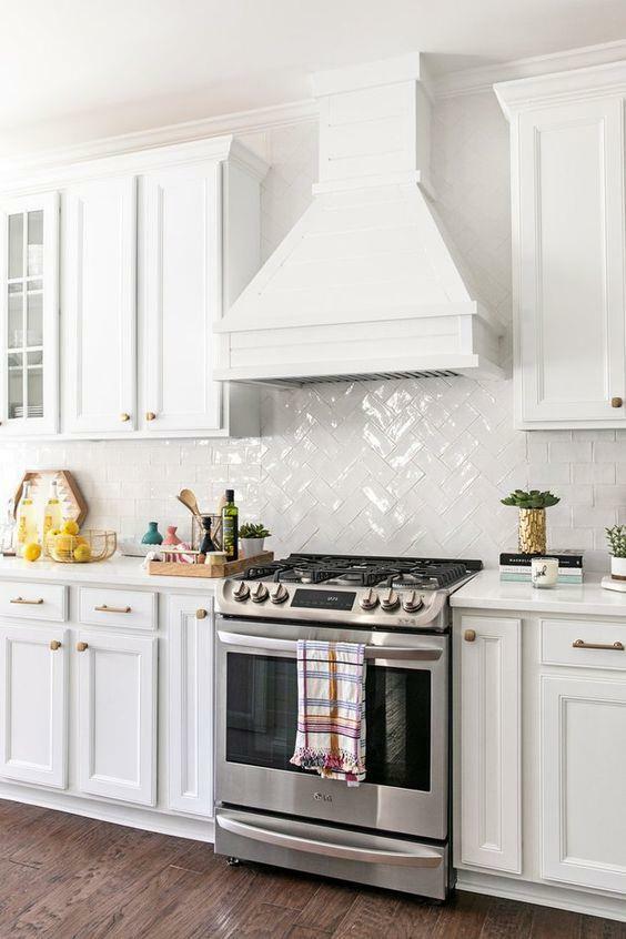 dekorasi dapur putih