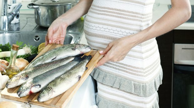 Manfaat makan ikan selama hamil
