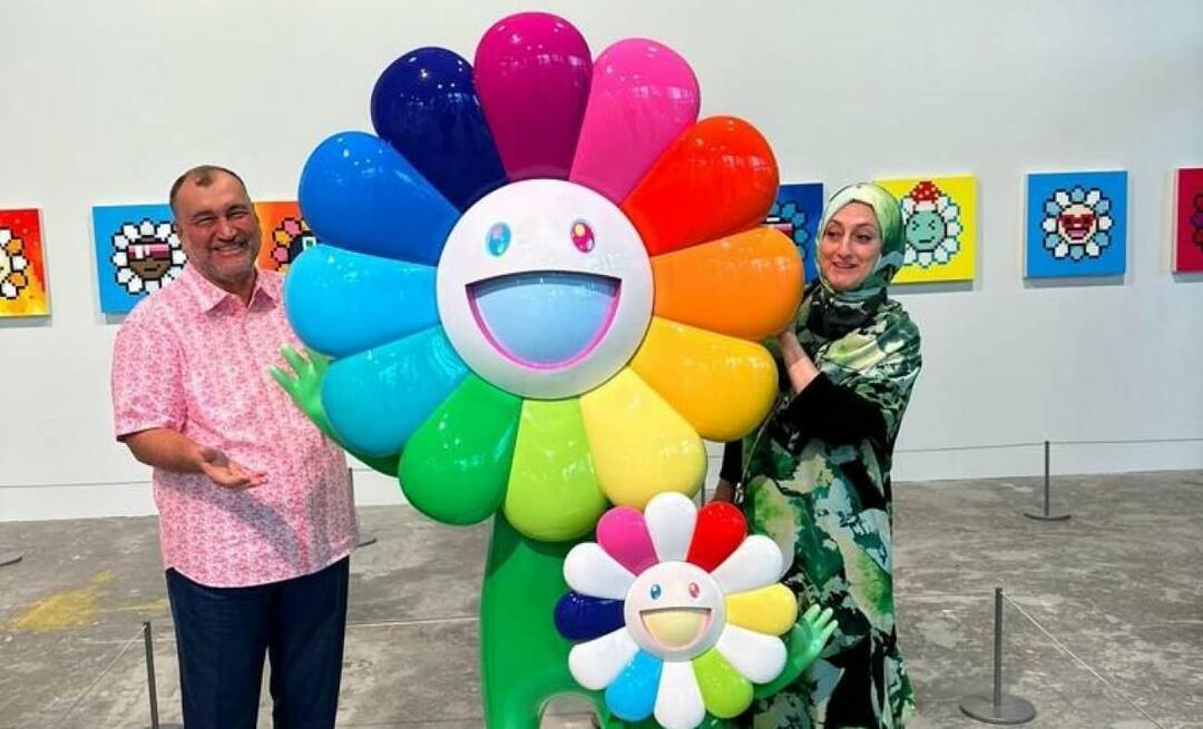 Murat Ülker berkeliling pameran bersama istrinya Betül Ülker di Dubai!