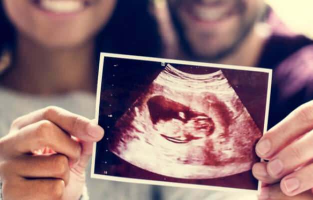 Apakah jenis kelamin bayi berubah? Berapa minggu setelah ilusi gender selama kehamilan?