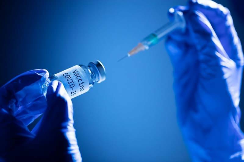 Donasi $ 1 juta dari Dolly Parton untuk vaksin virus corona