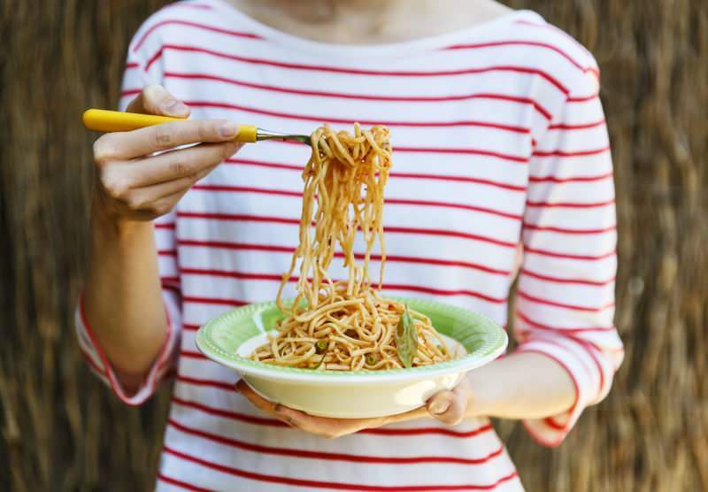 Apakah pasta dengan pasta tomat membuat berat badan bertambah? Apakah pasta dimakan dalam makanan? Resep pasta rendah kalori