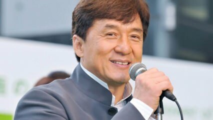 Aktris terkenal Jackie Chan diduga dikarantina dari coronavirus! Siapakah Jackie Chan?