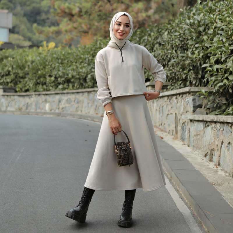 Model rok scuba terindah dalam busana hijab tahun 2021