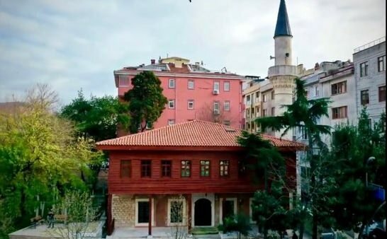 Kemana dan bagaimana cara pergi ke Masjid Şehit Süleyman Pasha? Kisah Masjid Üsküdar Şehit Süleyman Pasha