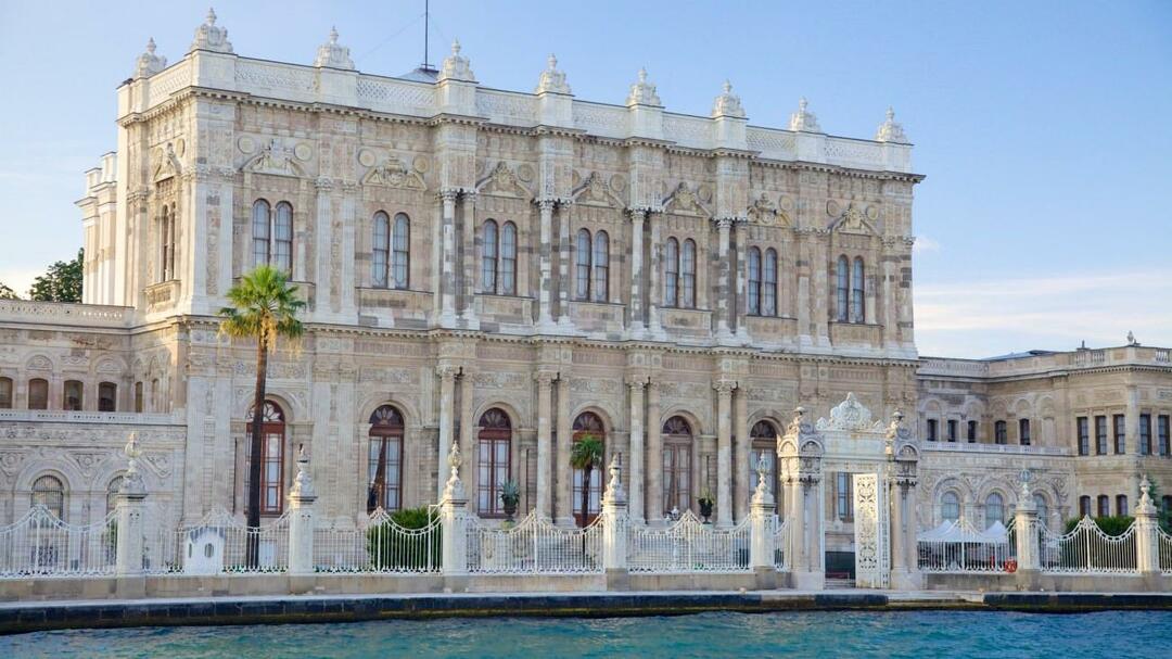 Istana Dolmabahçe