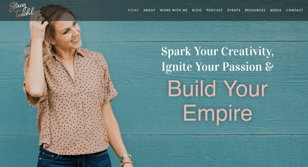 Situs web Stacy Tuschl untuk She's Building Her Empire.