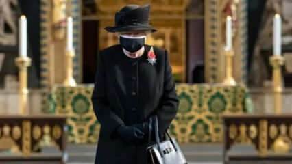 Ratu Elizabeth diperlihatkan dengan topeng untuk pertama kalinya di depan umum