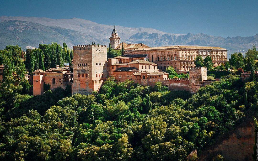 Di manakah lokasi Istana Alhambra? Di negara manakah Istana Alhambra berada? Legenda Istana Alhambra