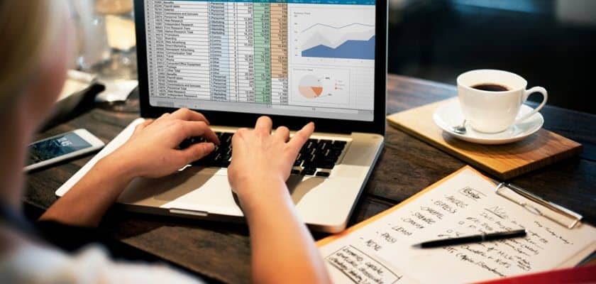 Cara Membuat Faktur Anda Sendiri dari Awal di Excel 2016