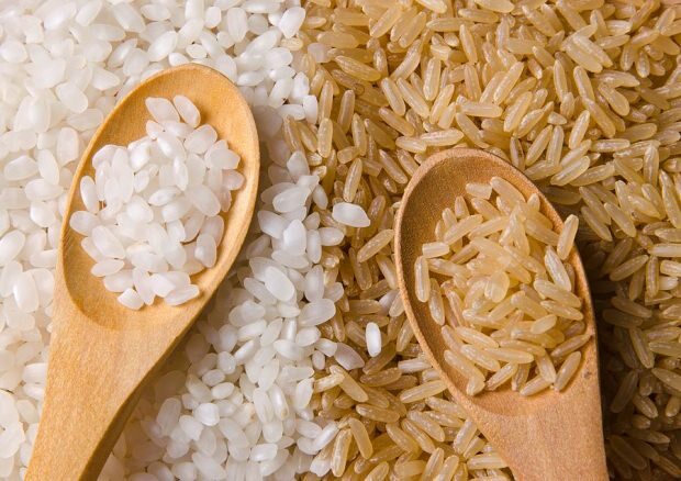 nasi merah dengan nasi putih