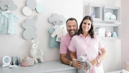 Jenis kelamin bayi pasangan Ali Sunal dan Nazlı Kurbanzade telah diumumkan!