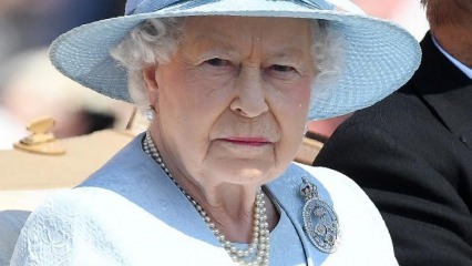 Ratu 2. Berita yang mengalahkan Elizabeth!