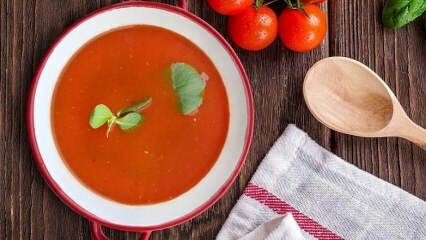 Bagaimana cara membuat sup tomat panggang?