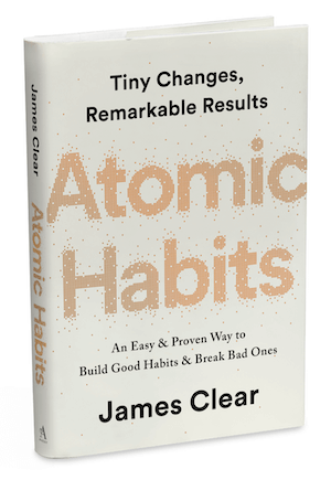 sampul buku untuk Atomic Habits oleh James Clear