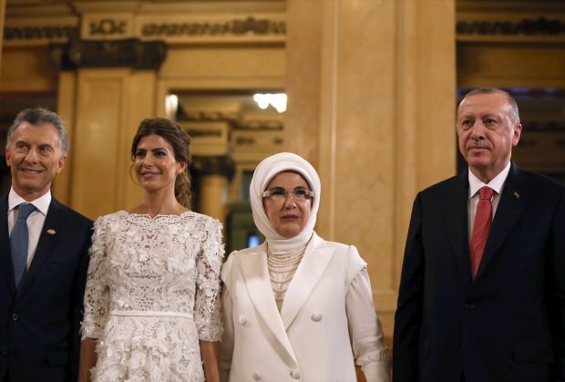 Ibu Negara Erdogan disambut di KTT Argentina G20